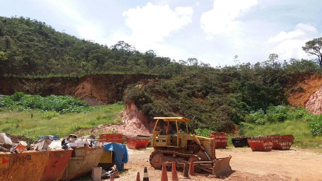 Locita Caçambas Itabirito (4).jfif